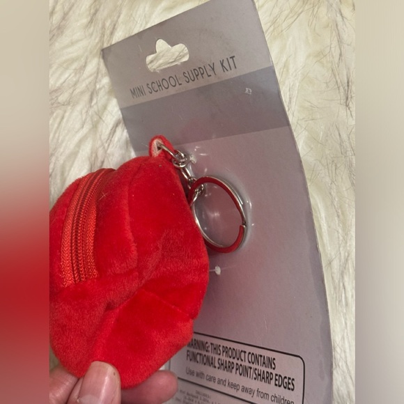 Mini Stawberry keychain and clip bag / pouch - Picture 2 of 2